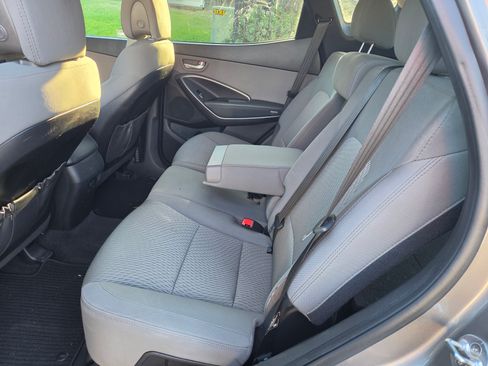Used 2018 Hyundai Santa Fe Sport FWD image 10