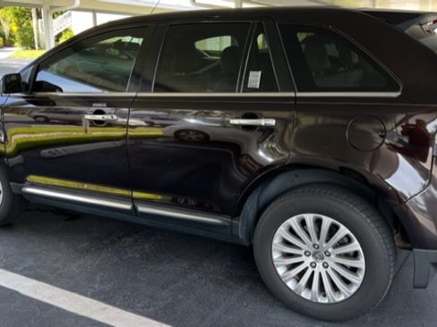 Used 2014 Lincoln MKX FWD w/ Walnut Swirl Wood Package image 5