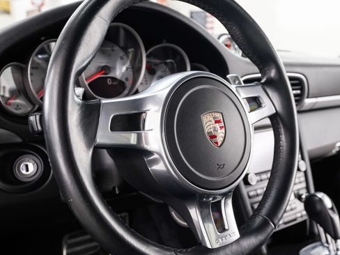 Used 2010 Porsche 911 Carrera S image 20