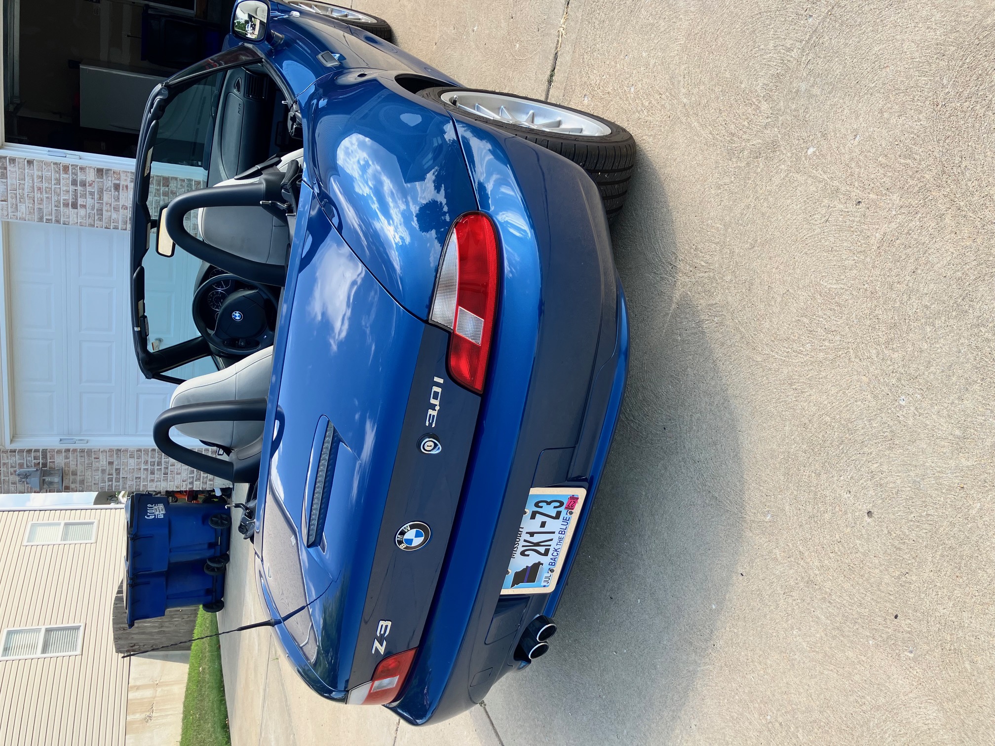 Used 2001 BMW Z3 3.0i RWD image 11