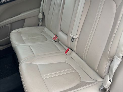 Used 2019 Lincoln MKZ Reserve AWD/4WD image 16