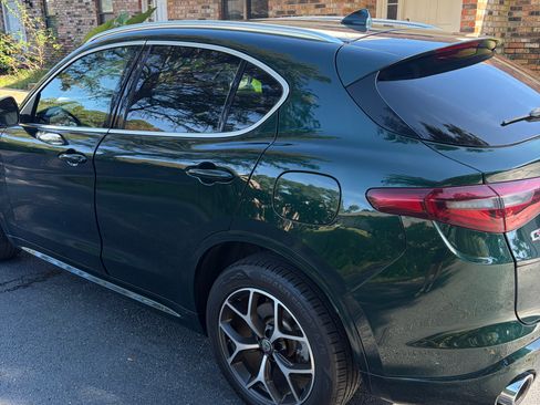 Used 2020 Alfa Romeo Stelvio Ti AWD/4WD image 15