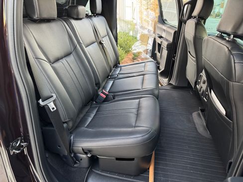 Used 2020 Ford F150 XLT w/ Equipment Group 302A Luxury image 21