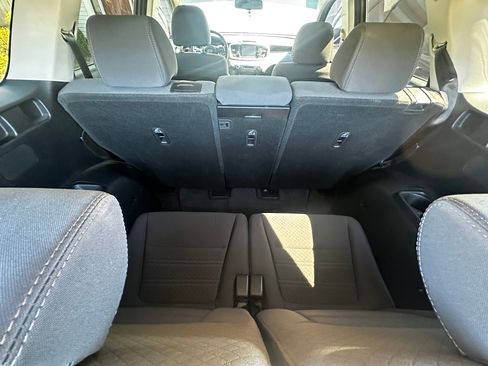 Used 2019 Kia Sorento LX w/ LX Convenience Package image 22