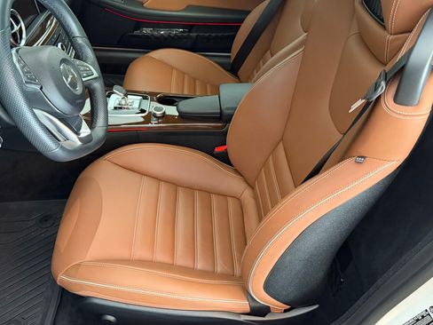 Used 2020 Mercedes-Benz SLC 300 image 6
