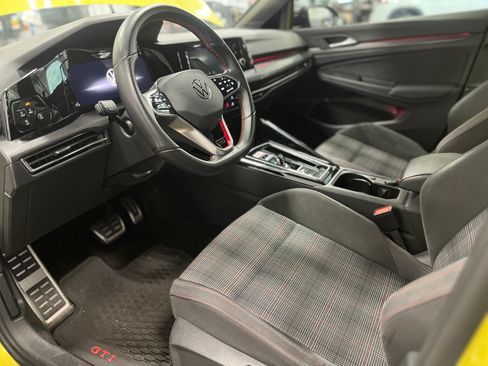 Used 2023 Volkswagen GTI 40th Anniversary Edition FWD image 4