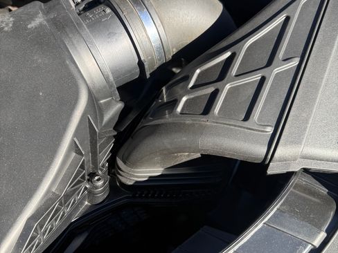 Used 2015 Audi Q5 2.0T Premium Plus w/ Technology Package image 13