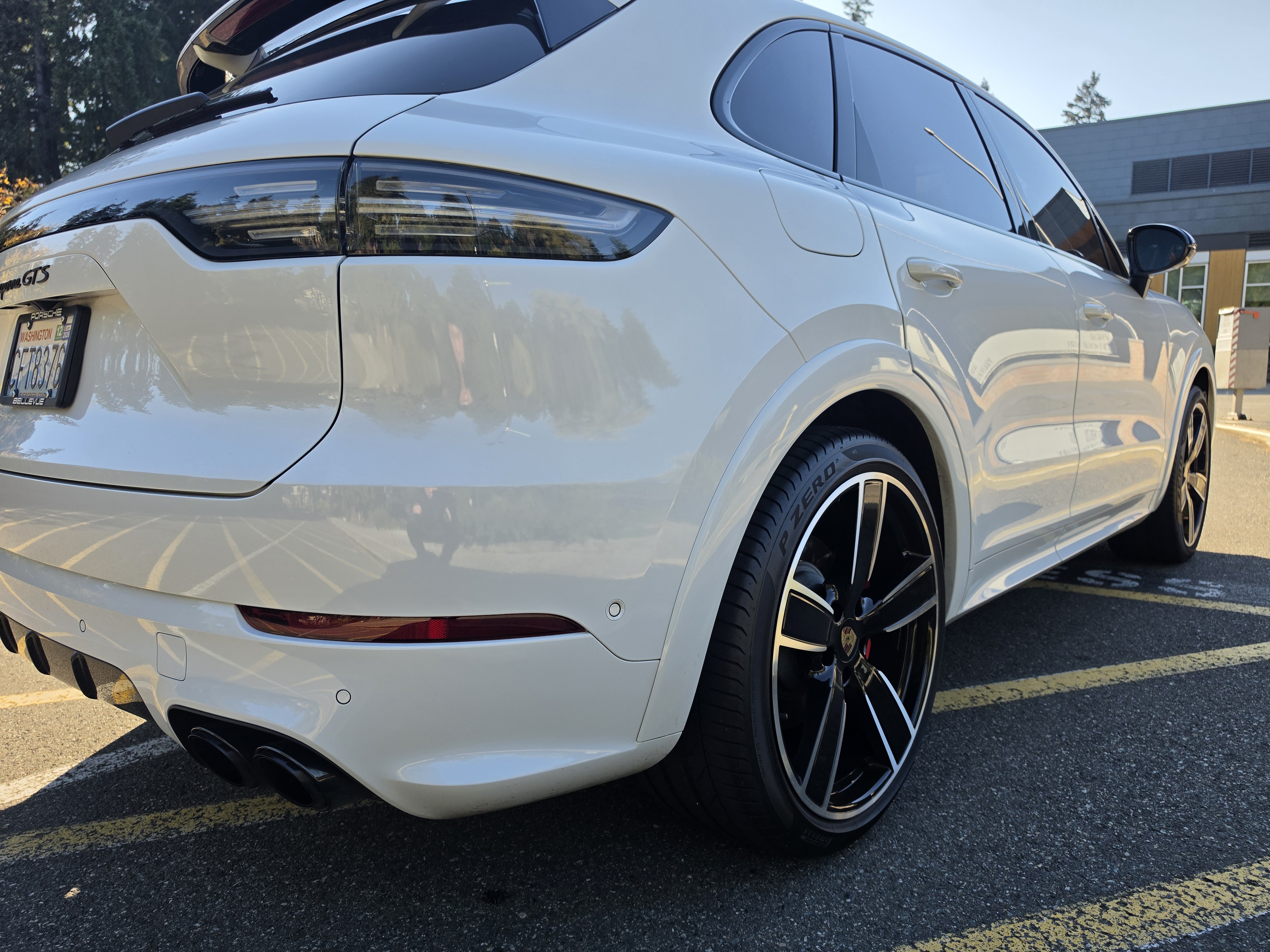 Used 2023 Porsche Cayenne GTS AWD/4WD image 6