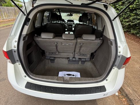 Used 2017 Honda Odyssey EX-L image 12