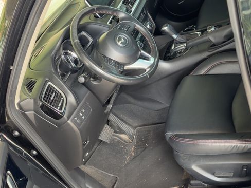 Used 2014 MAZDA MAZDA3 s Touring FWD image 5