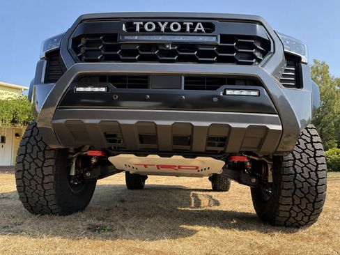 Used 2026 Toyota Tacoma TRD Pro w/ Tow Tech Package AWD/4WD image 8
