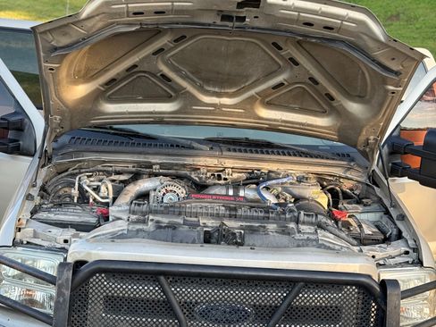 Used 2004 Ford Excursion Limited image 14