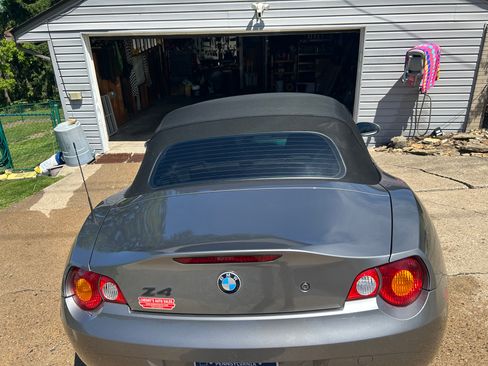 Used 2004 BMW Z4 3.0i RWD image 5