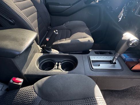 Used 2005 Nissan Frontier NISMO w/ (J01) Sunroof Pkg image 19