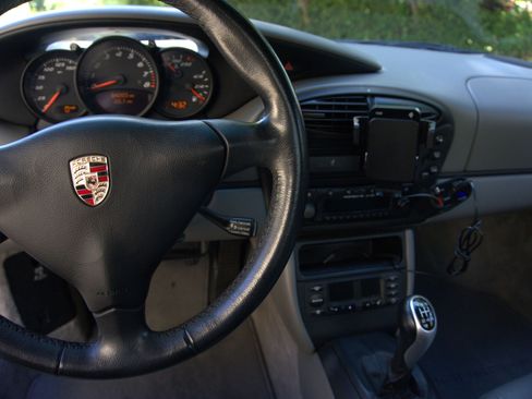 Used 2002 Porsche Boxster image 12