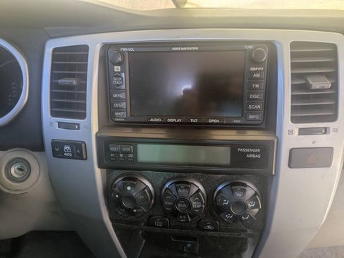 Used 2005 Toyota 4Runner Limited image 6