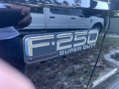Used 2003 Ford F250 Lariat image 8