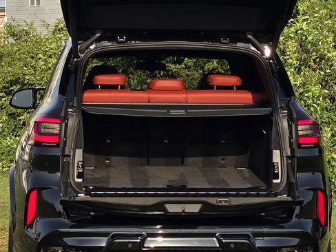 Used 2020 BMW X5 M Competition w/ Executive Package image 17