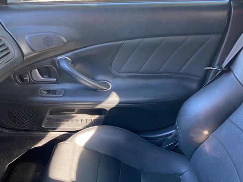 Used 2005 Honda S2000 image 28