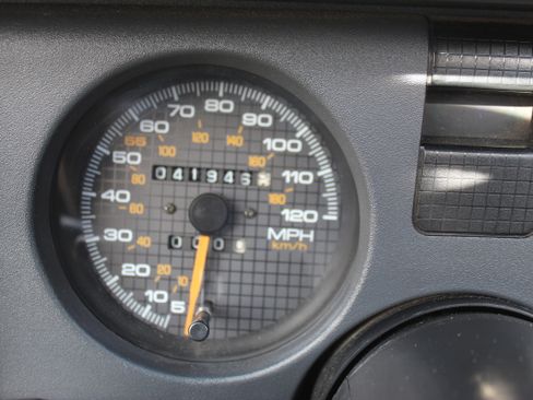 Used 1992 Pontiac Firebird Trans Am image 9