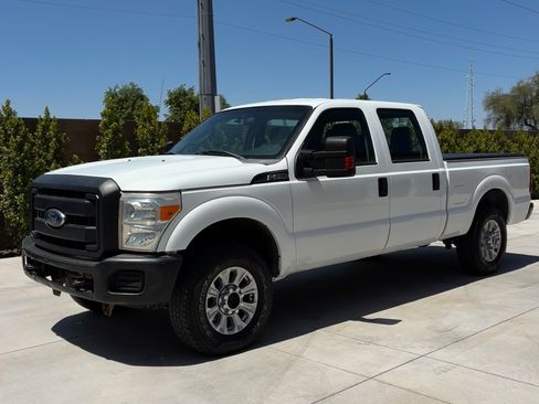 Used 2013 Ford F250 XL w/ PWR Equipment Group AWD/4WD image 8