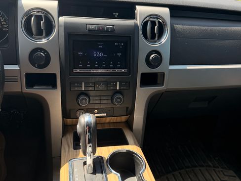 Used 2011 Ford F150 Lariat w/ Lariat Chrome Pkg AWD/4WD image 9
