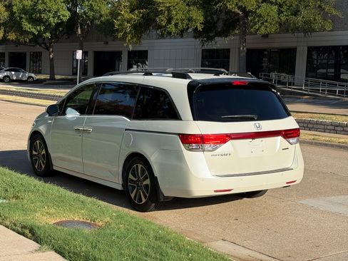 Used 2014 Honda Odyssey Touring image 6