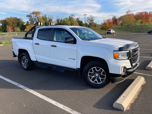 Used 2022 GMC Canyon AT4 w/ Trailering Package image 14
