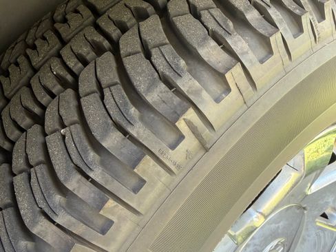 Used 2004 Cadillac Escalade 2WD image 20