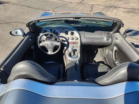 Used 2007 Pontiac Solstice GXP w/ Premium Package image 28