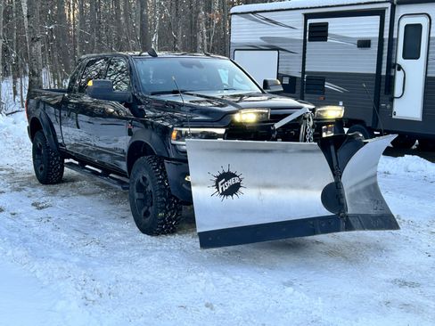 Used 2019 RAM 3500 Laramie AWD/4WD image 4