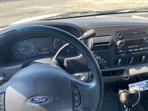 Used 2005 Ford F350 XLT AWD/4WD image 13
