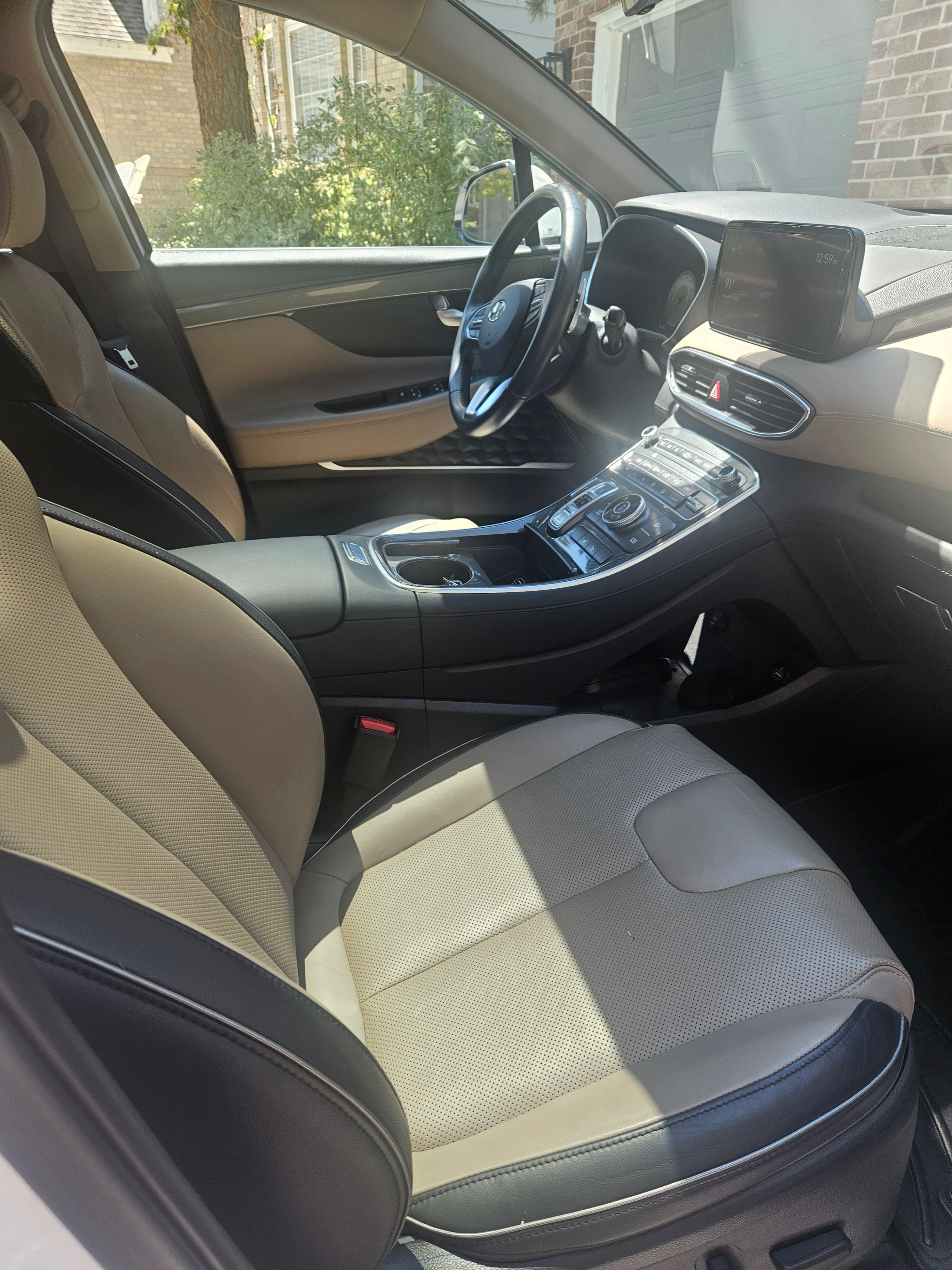 Used 2021 Hyundai Santa Fe SEL w/ Convenience + Premium Package AWD/4WD image 8