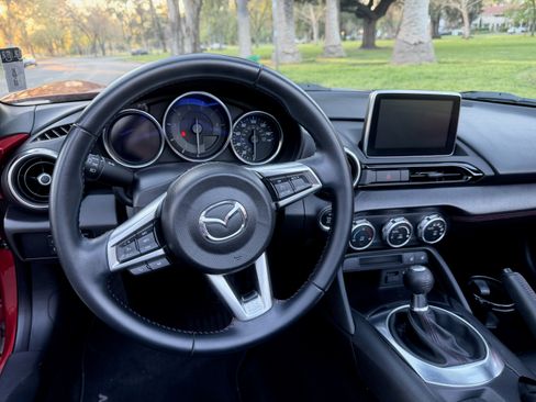 Used 2016 MAZDA MX-5 Miata Grand Touring image 5