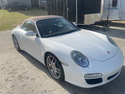 Used 2011 Porsche 911 Carrera S RWD image 12