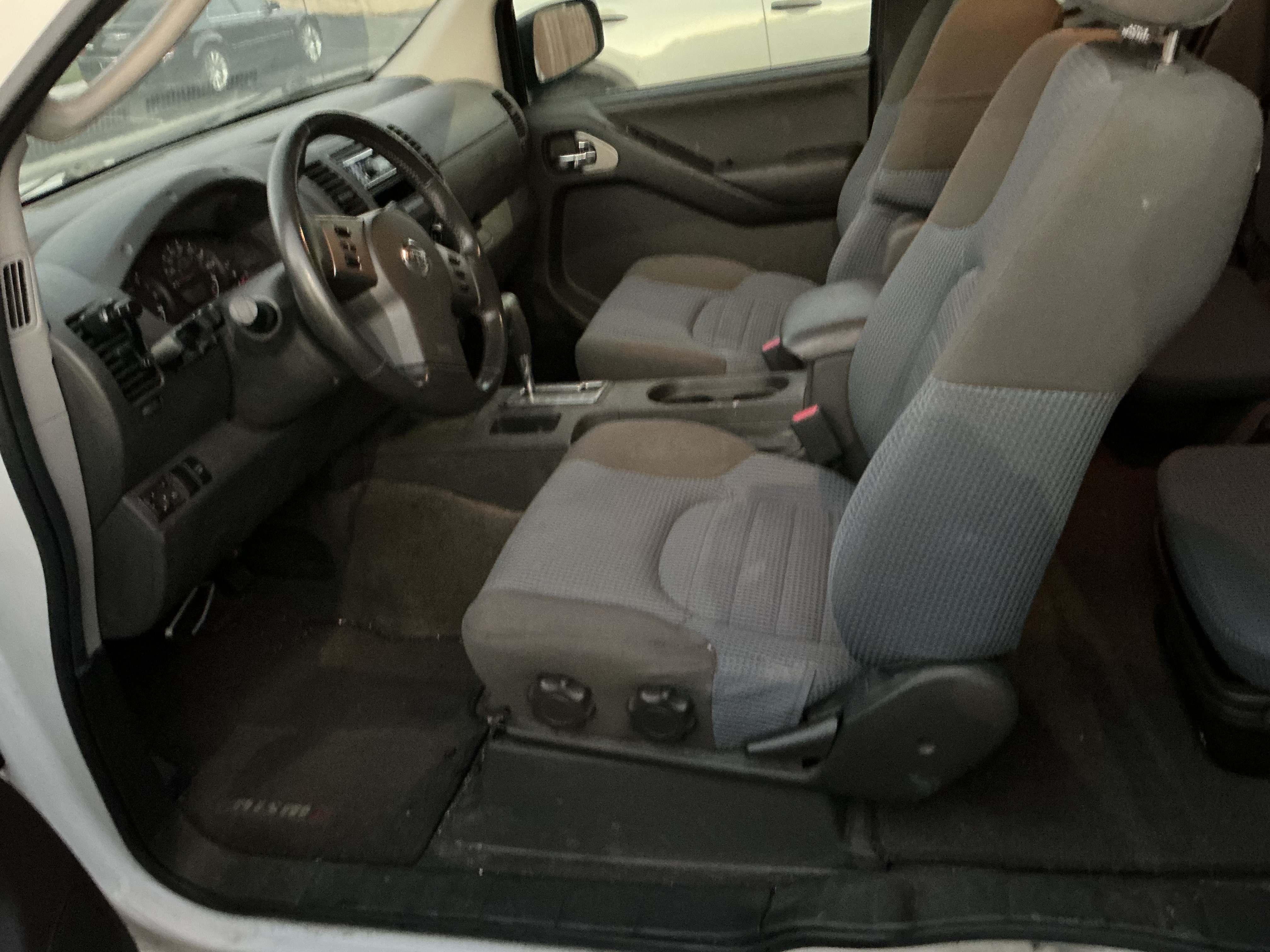 Used 2005 Nissan Frontier NISMO w/ (S01) Utility Bed Pkg AWD/4WD image 14