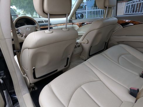 Used 2006 Mercedes-Benz E 350 Sedan image 16