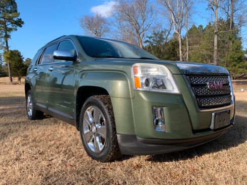 Used 2015 GMC Terrain SLT w/ Chrome Edition image 8