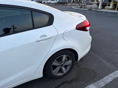 Used 2018 Kia Forte LX w/ LX Popular Package image 6