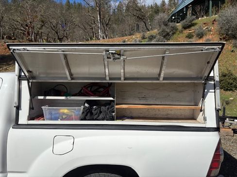 Used 2011 Toyota Tacoma 2WD Regular Cab image 10