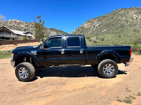 Used 2009 Ford F250 XLT image 5