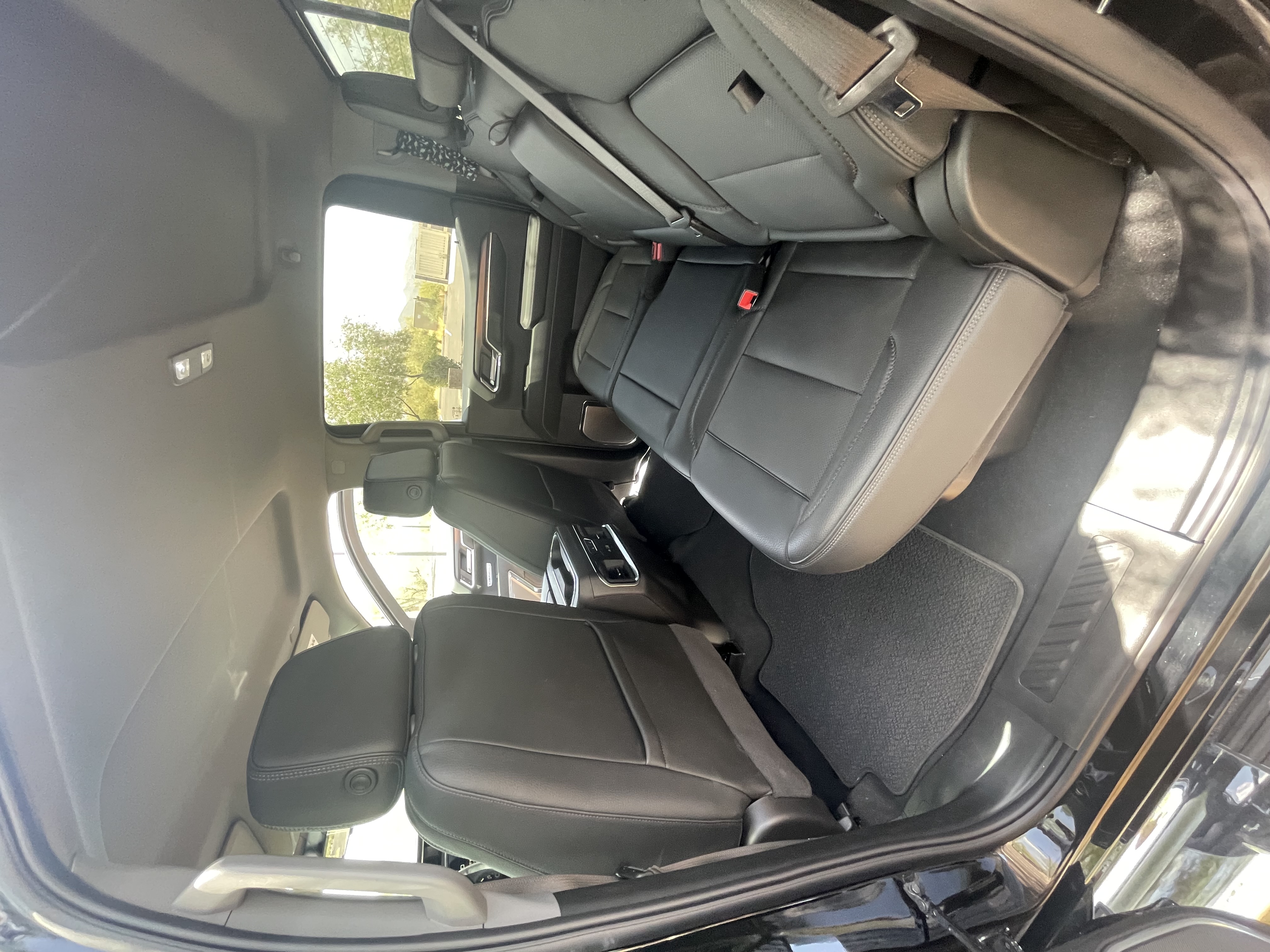 Used 2024 GMC Sierra 1500 Denali w/ Technology Package AWD/4WD image 10