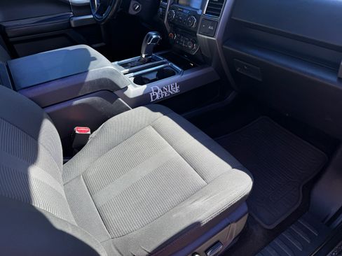 Used 2015 Ford F150 XLT w/ Equipment Group 302A Luxury AWD/4WD image 11