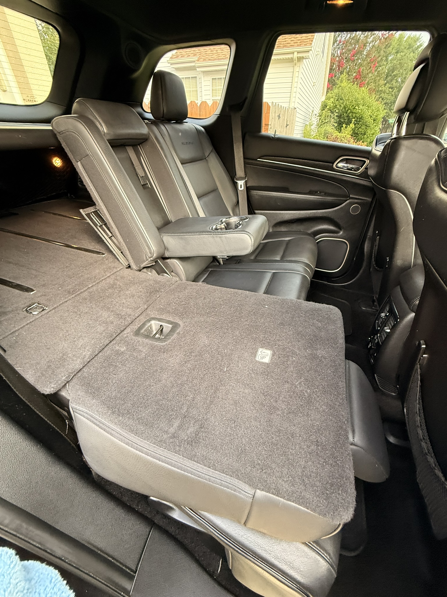 Used 2015 Jeep Grand Cherokee Summit w/ Platinum Series Group RWD image 29