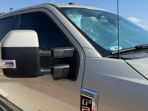 Used 2017 Ford F250 King Ranch w/ King Ranch Ultimate Package image 5