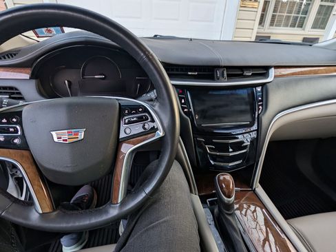 Used 2018 Cadillac XTS Luxury w/ Driver Awareness Package image 9
