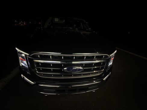 Used 2021 Ford F150 Lariat w/ Equipment Group 502A High image 15