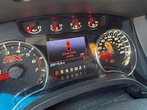 Used 2013 Ford F150 FX4 w/ Luxury Equipment Group image 9