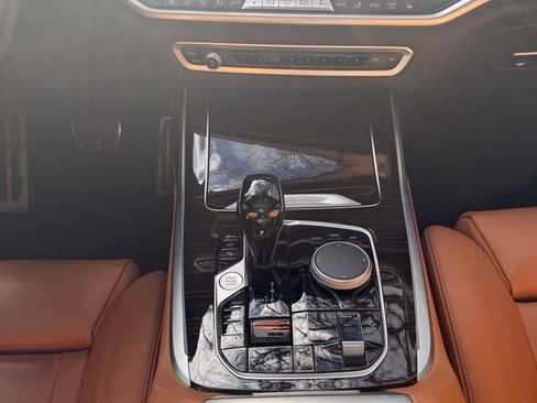 Used 2021 BMW X7 xDrive40i w/ M Sport Package image 13