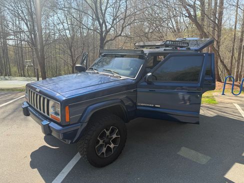 Used 2000 Jeep Cherokee Limited image 10